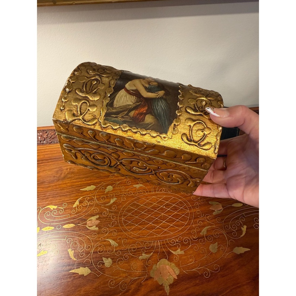 Vintage Gold Trinket Box with Mother and Child Art - Picture 17 of 17